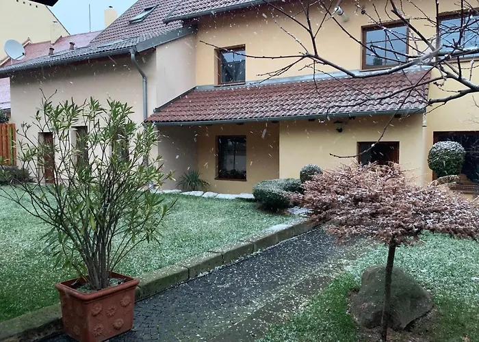 Apartmany U Vodniho Hradu