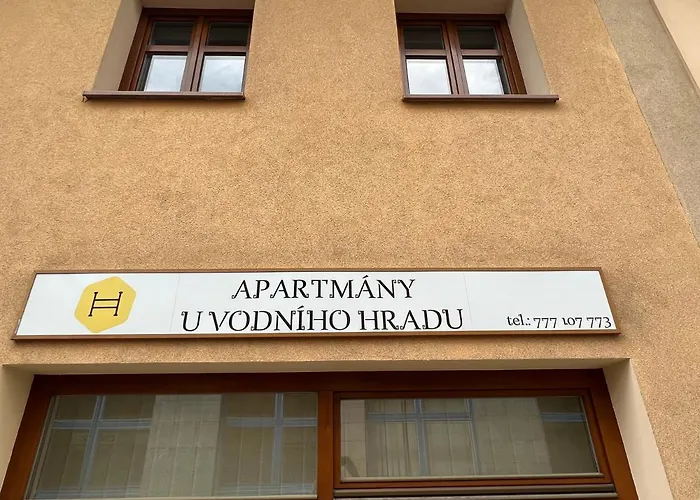 Apartmany U Vodniho Hradu